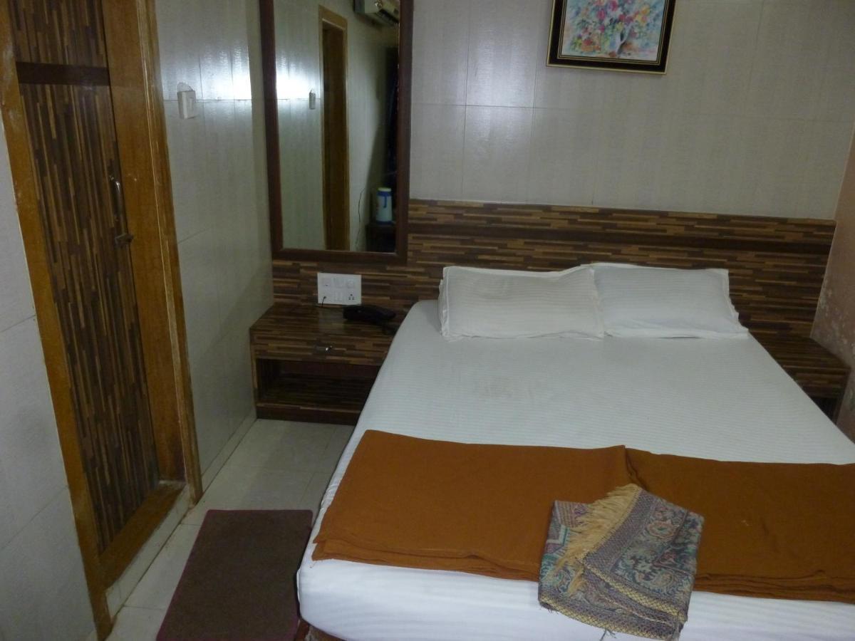 Hotel Orient Palace 孟买 外观 照片