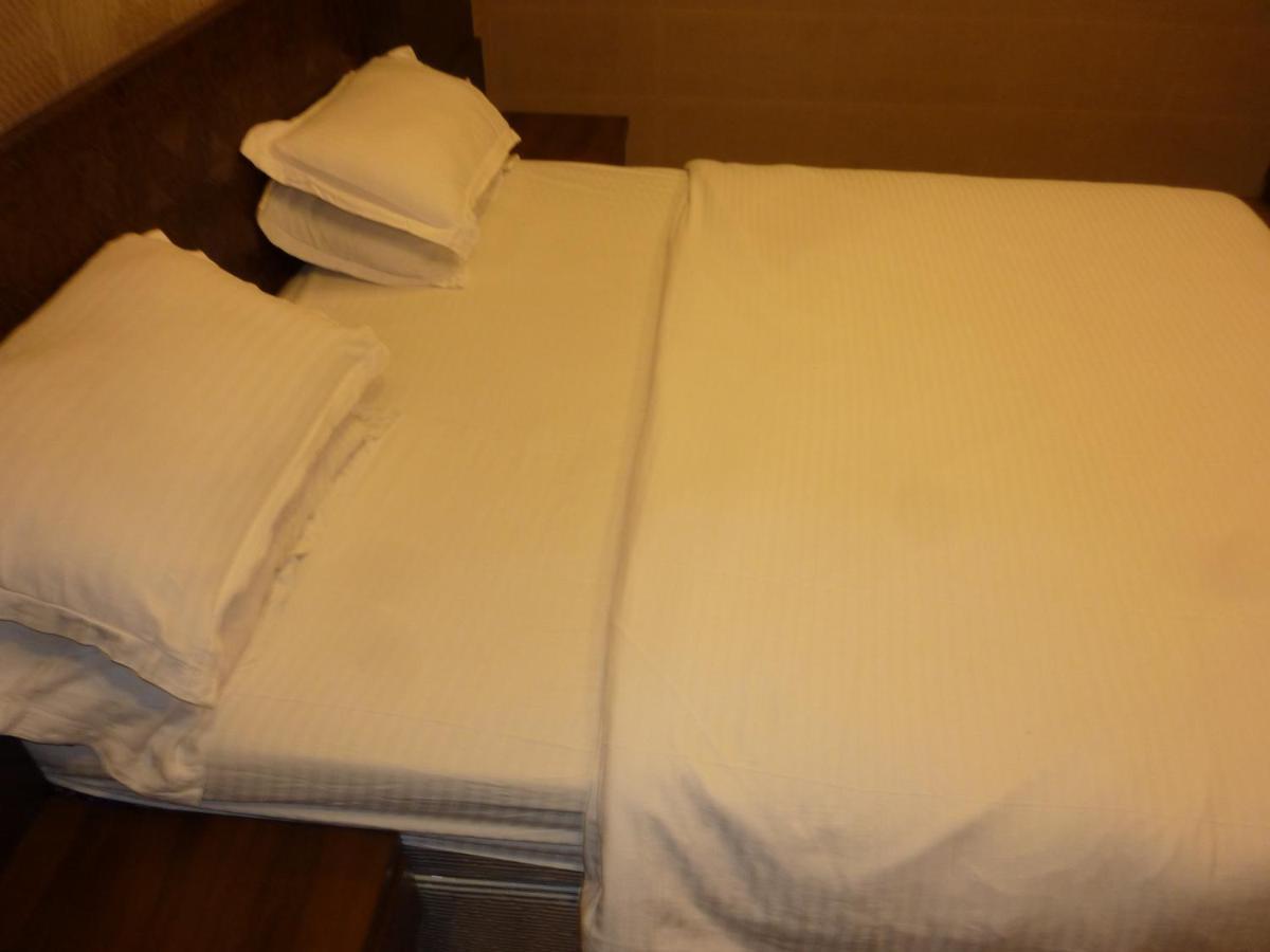Hotel Orient Palace 孟买 外观 照片